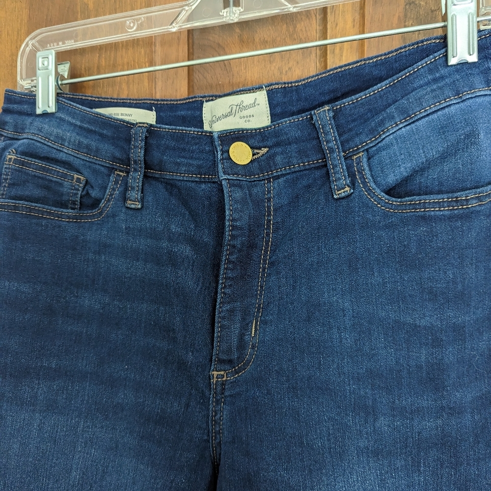 Universal Thread jeans - Picture 3 of 5